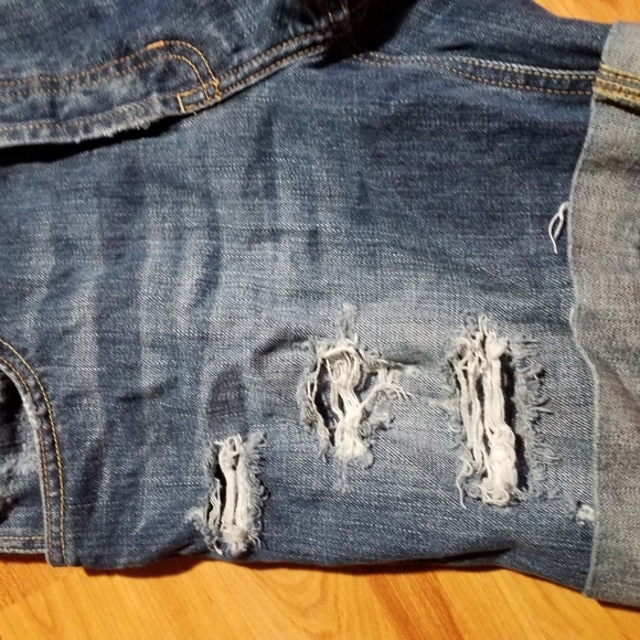 - Hollister part of 3 for 25 sale - Picture 4 of 5